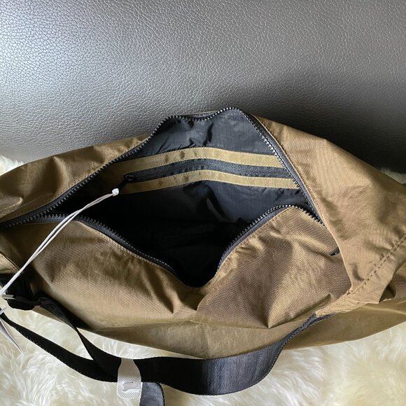 NWT Baggu Large Crescent Bag - Seaweed - Picture 3 of 5